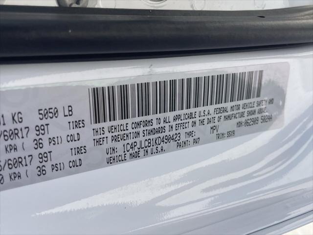 used 2019 Jeep Cherokee car, priced at $17,441