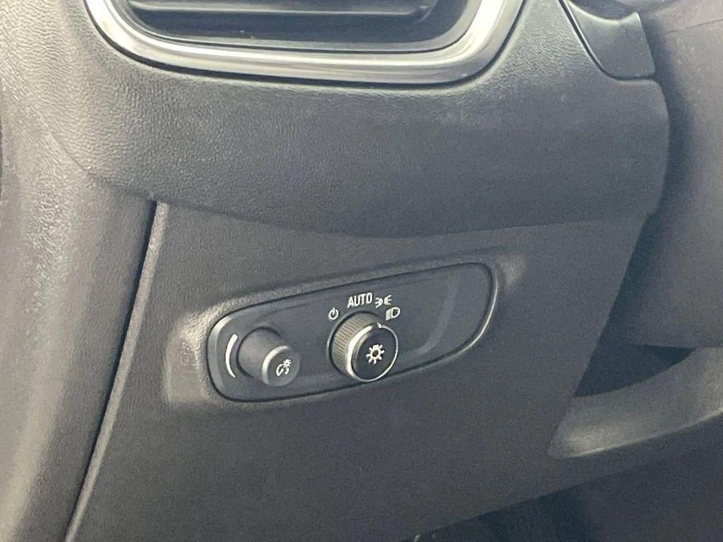 used 2024 Chevrolet Equinox car, priced at $19,488