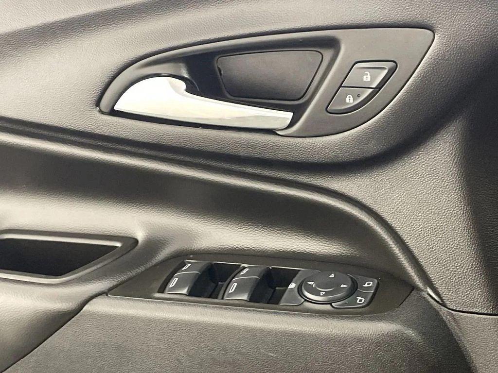 used 2024 Chevrolet Equinox car, priced at $19,488