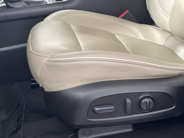 used 2023 Chevrolet Traverse car, priced at $38,888