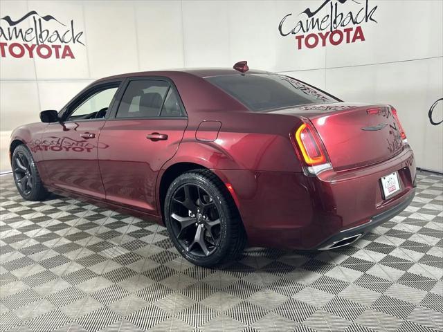 used 2022 Chrysler 300 car, priced at $25,888