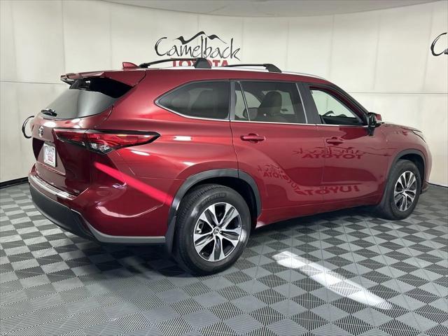 used 2023 Toyota Highlander car, priced at $38,270
