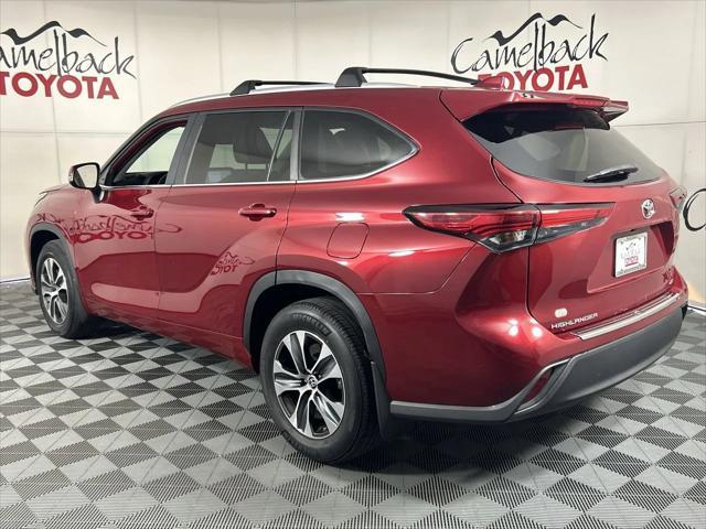 used 2023 Toyota Highlander car, priced at $38,270