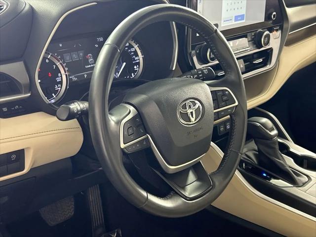 used 2023 Toyota Highlander car, priced at $38,270