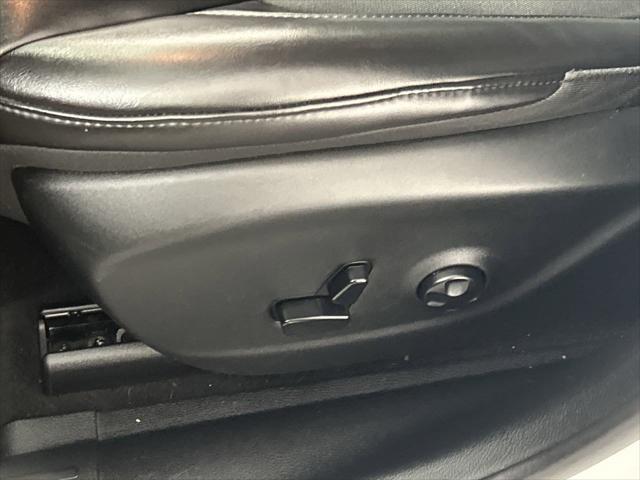 used 2020 Jeep Cherokee car, priced at $16,488
