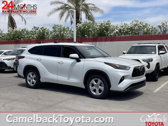 used 2022 Toyota Highlander car, priced at $31,051