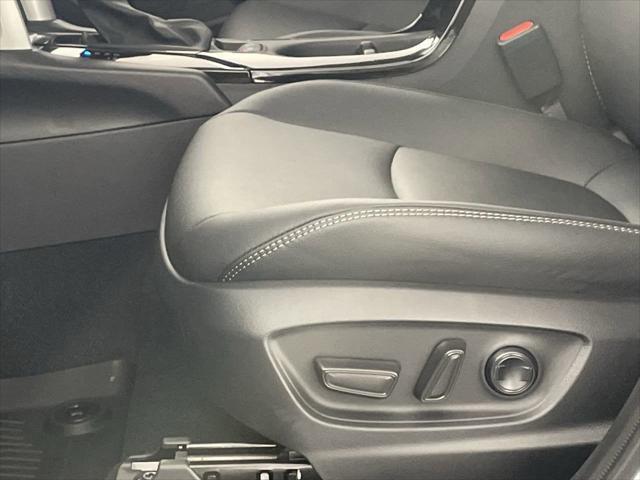 new 2025 Toyota Corolla Cross car, priced at $32,674