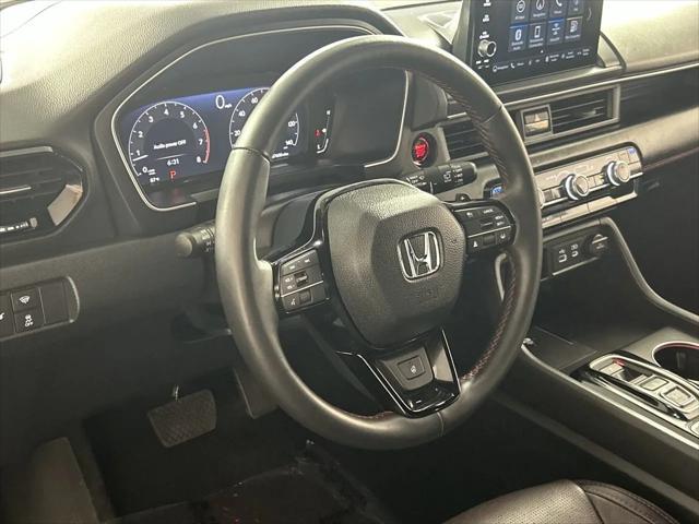 used 2025 Honda Pilot car, priced at $48,997