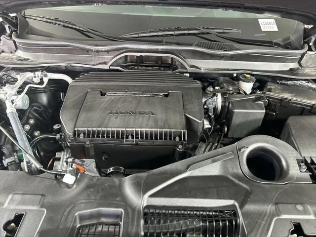 used 2025 Honda Pilot car, priced at $48,997