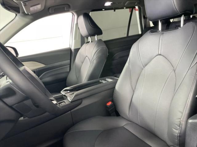 used 2025 Toyota Grand Highlander car, priced at $57,483