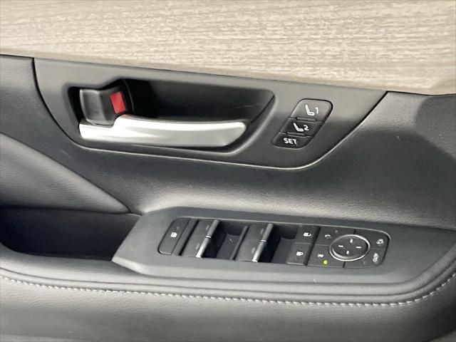 used 2025 Toyota Grand Highlander car, priced at $57,483