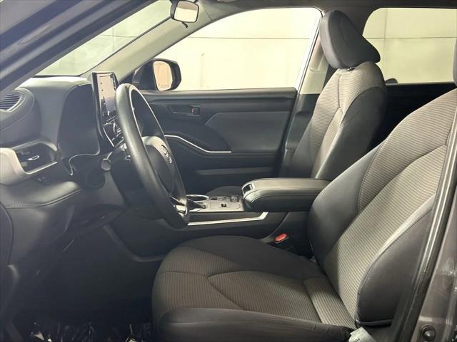 used 2021 Toyota Highlander car, priced at $25,888