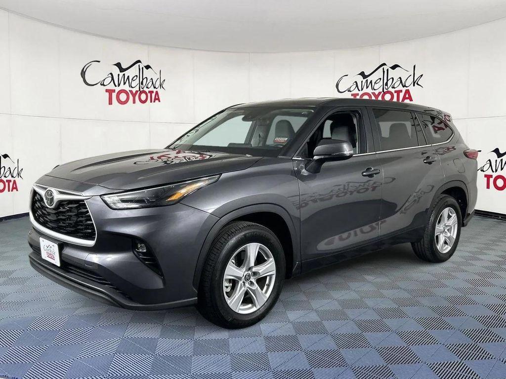 used 2023 Toyota Highlander car, priced at $35,436