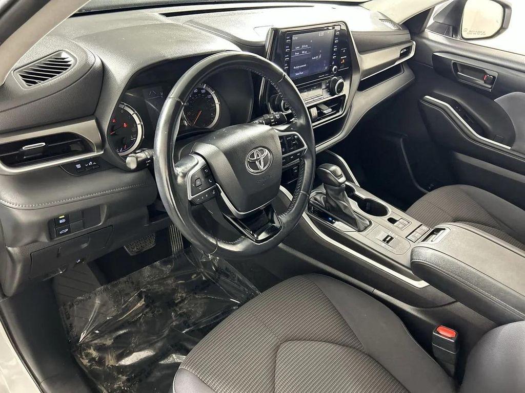 used 2021 Toyota Highlander car, priced at $24,888