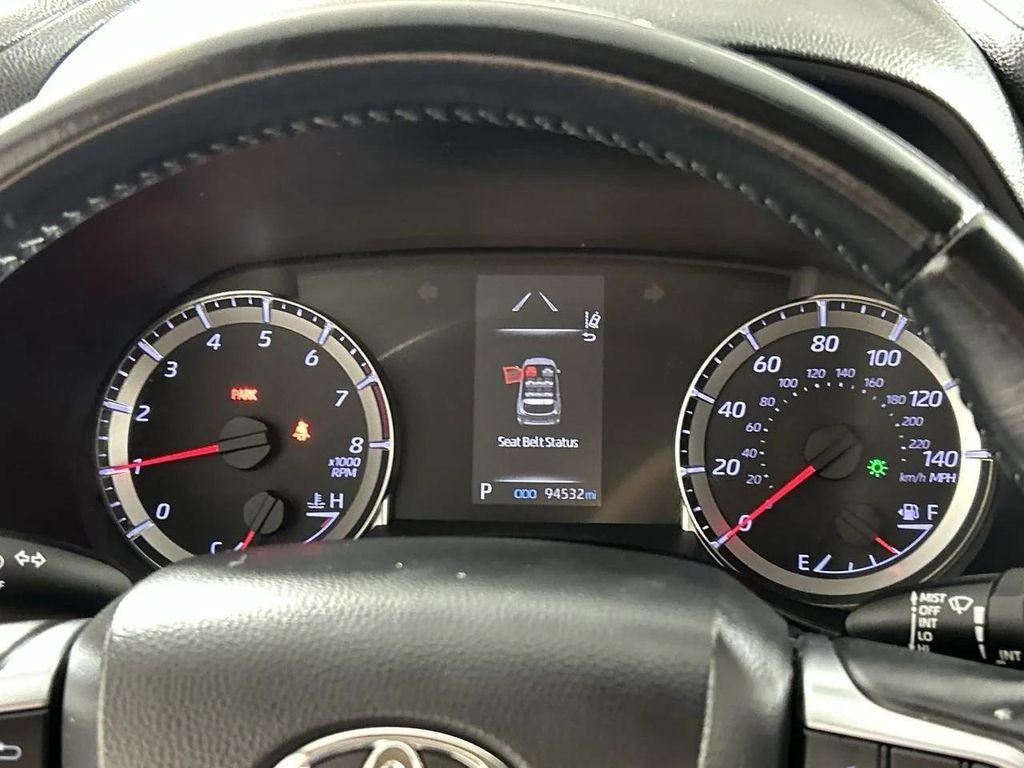 used 2021 Toyota Highlander car, priced at $24,888