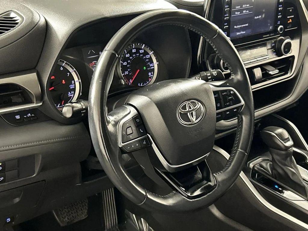used 2021 Toyota Highlander car, priced at $24,888