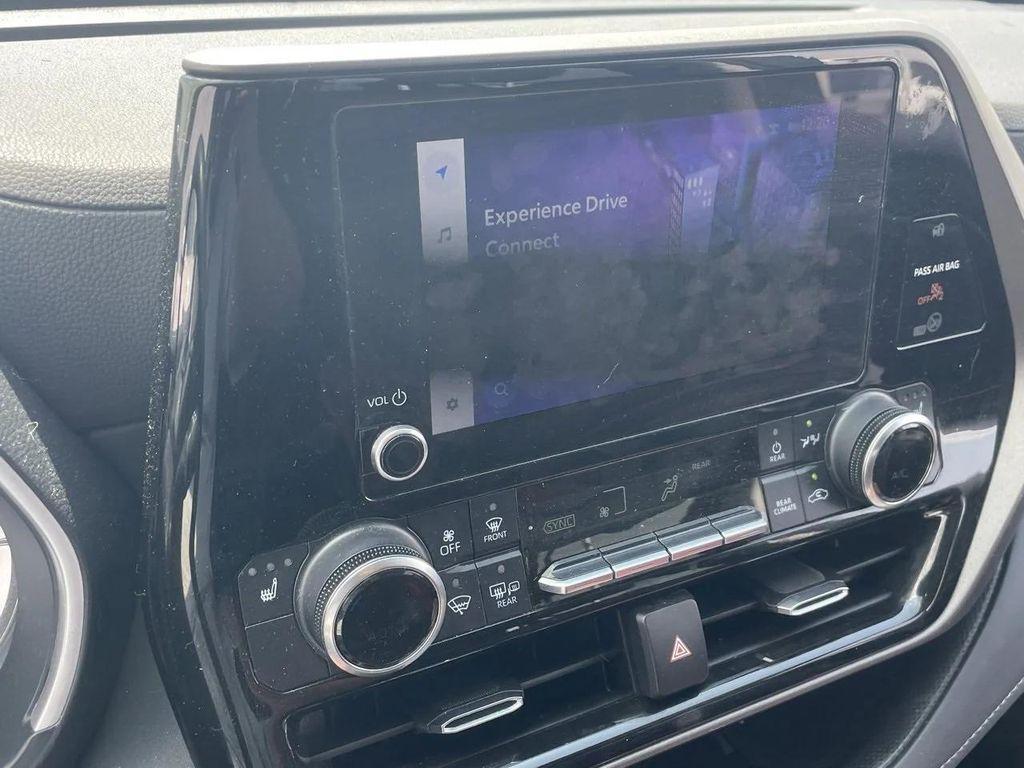 used 2023 Toyota Highlander car, priced at $33,888