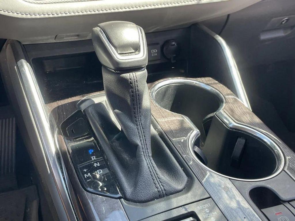 used 2020 Toyota Highlander car, priced at $31,988