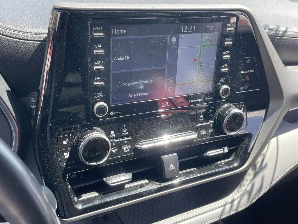 used 2020 Toyota Highlander car, priced at $31,988
