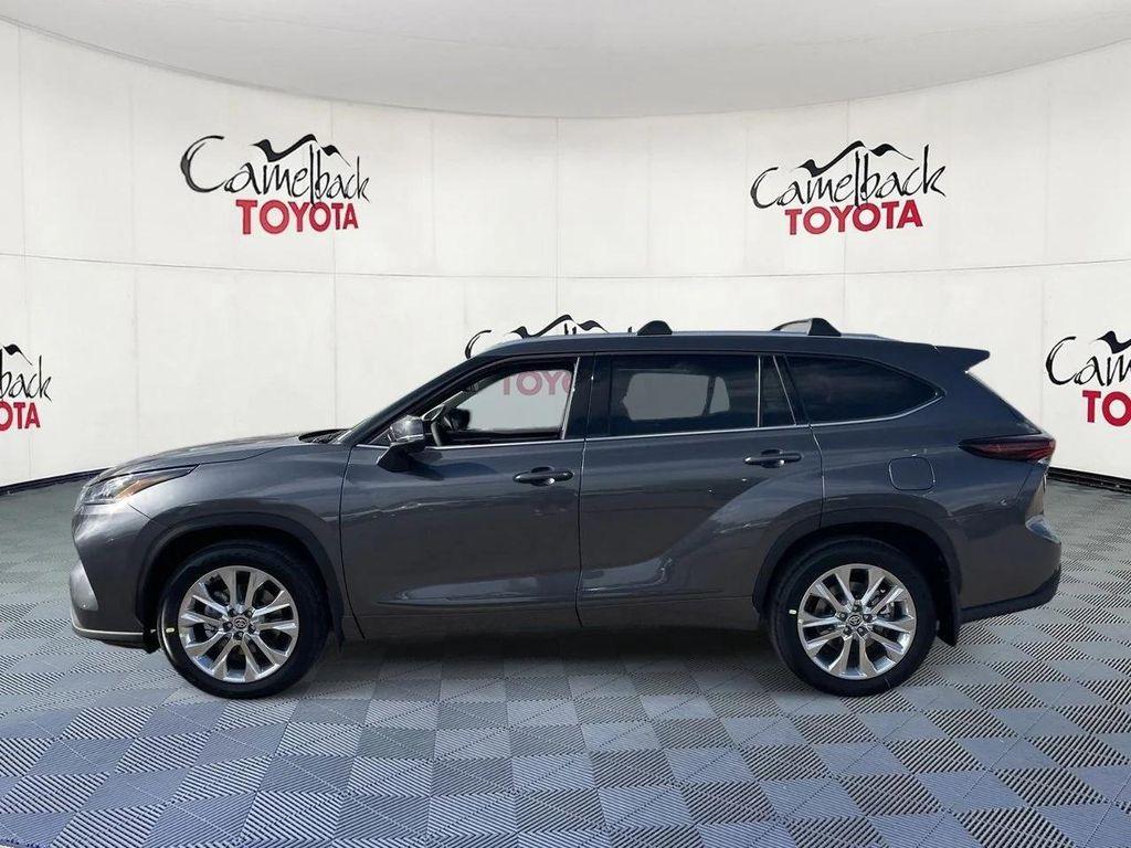 new 2025 Toyota Highlander car, priced at $51,053