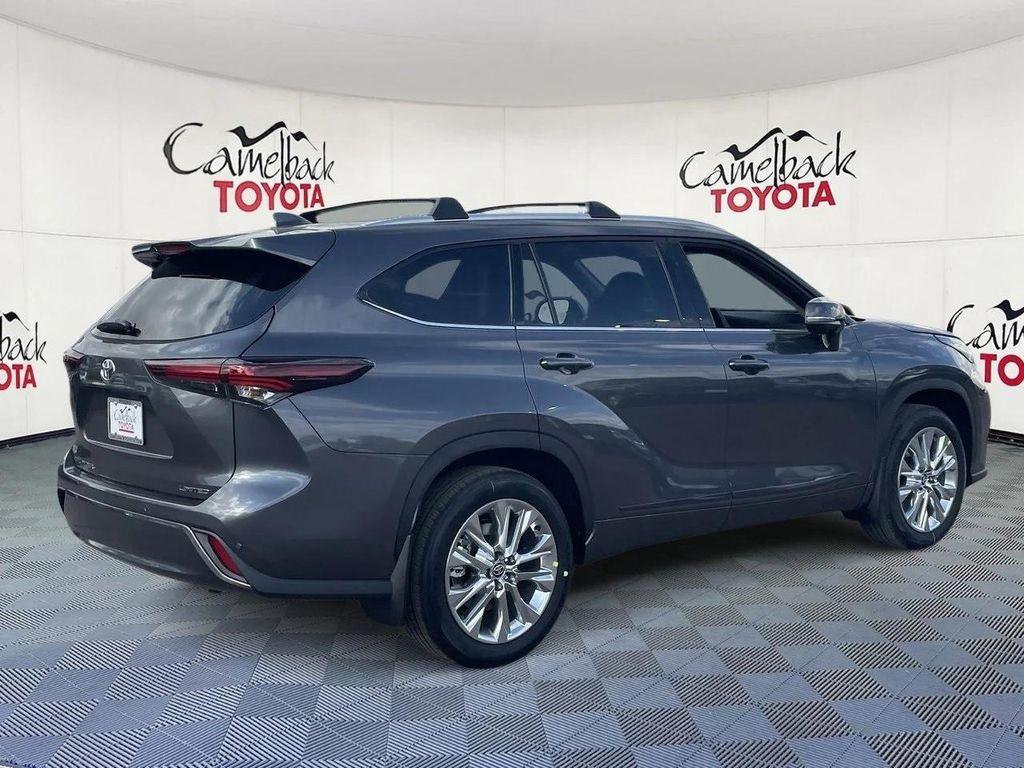new 2025 Toyota Highlander car, priced at $51,053