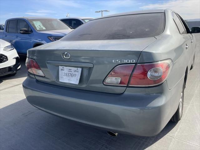 used 2002 Lexus ES 300 car, priced at $6,500