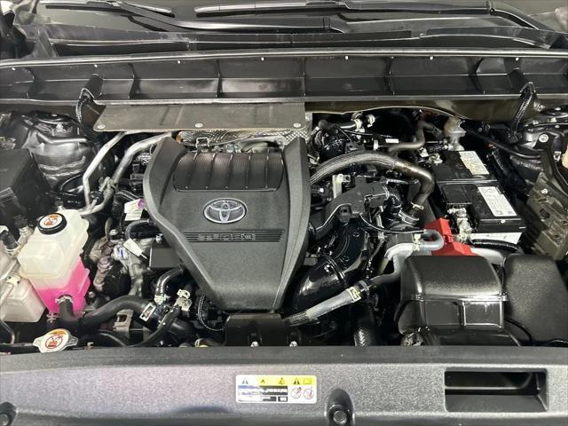used 2023 Toyota Highlander car, priced at $35,888