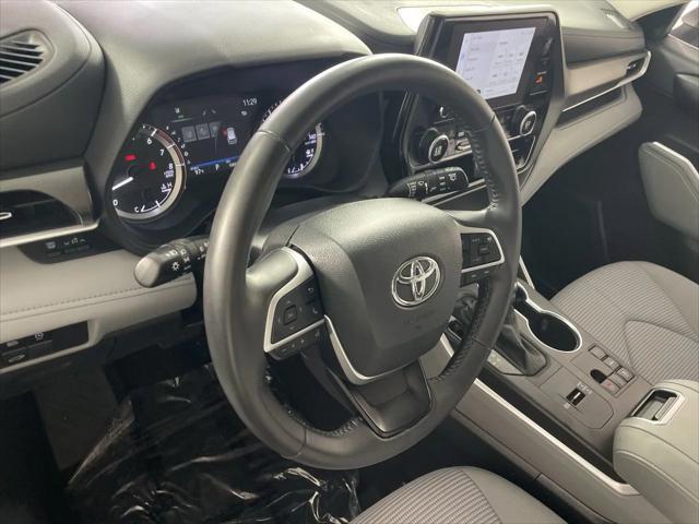 used 2024 Toyota Highlander car, priced at $41,488