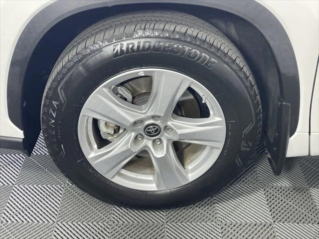 used 2024 Toyota Highlander car, priced at $41,488