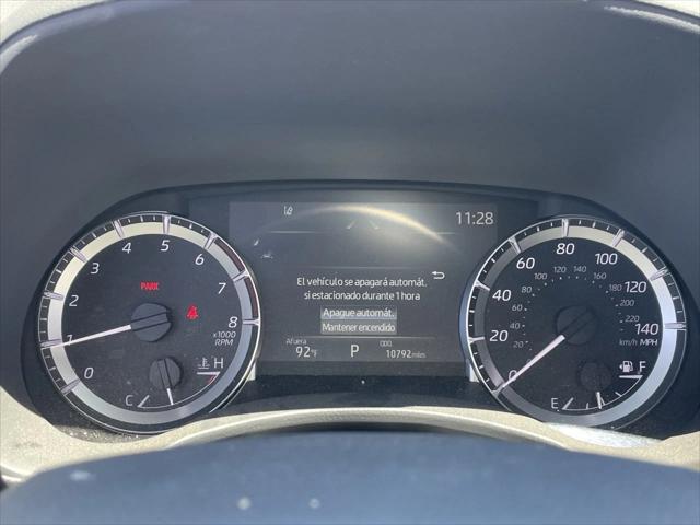 used 2024 Toyota Highlander car, priced at $41,888