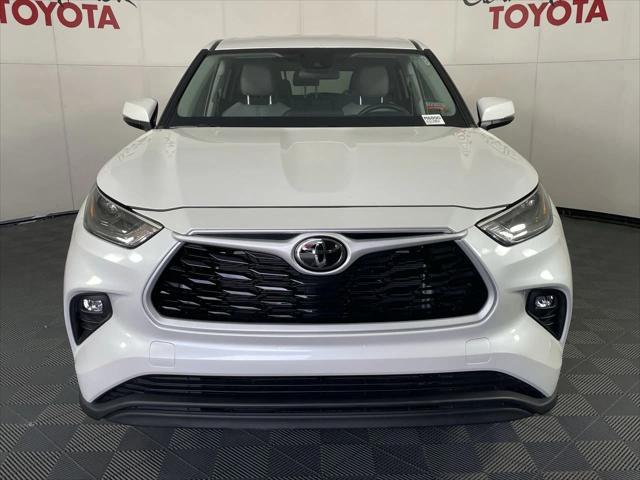 used 2024 Toyota Highlander car, priced at $41,488