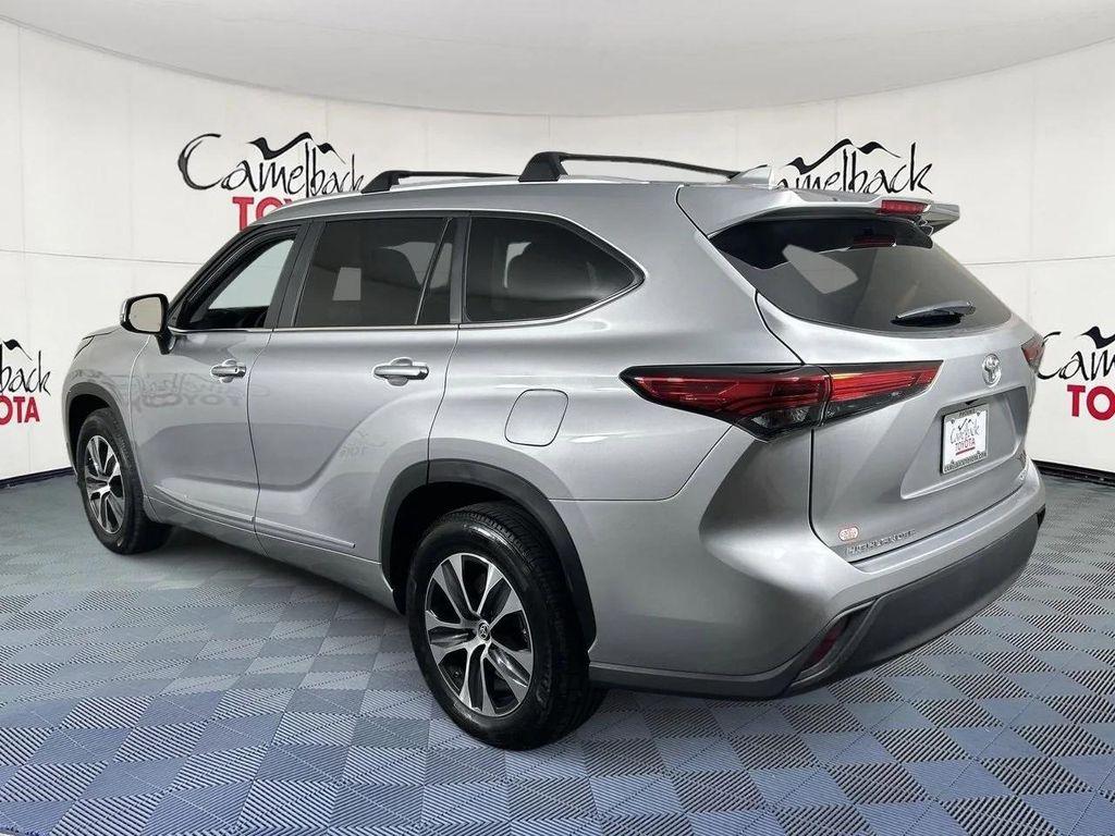 used 2023 Toyota Highlander car, priced at $36,888