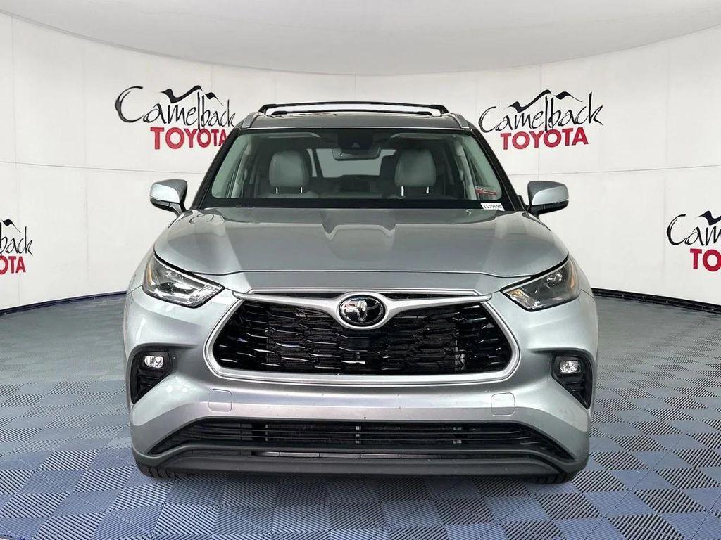 used 2023 Toyota Highlander car, priced at $36,888