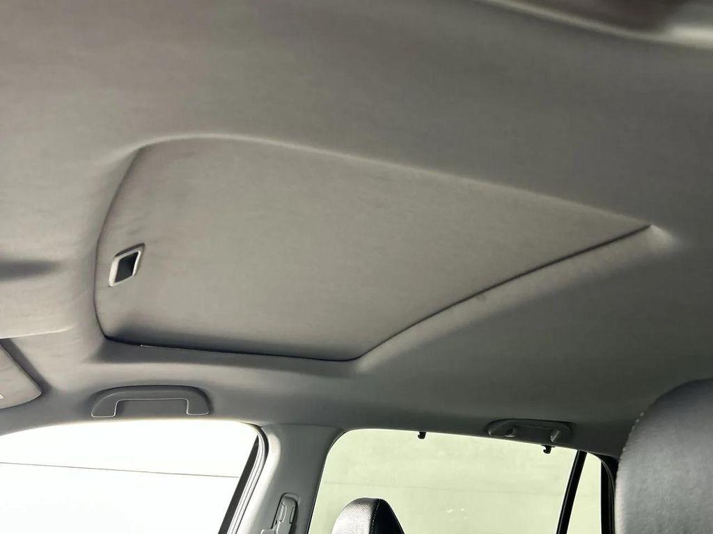 used 2021 Honda Pilot car, priced at $27,286