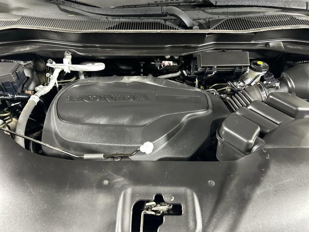 used 2021 Honda Pilot car, priced at $27,286