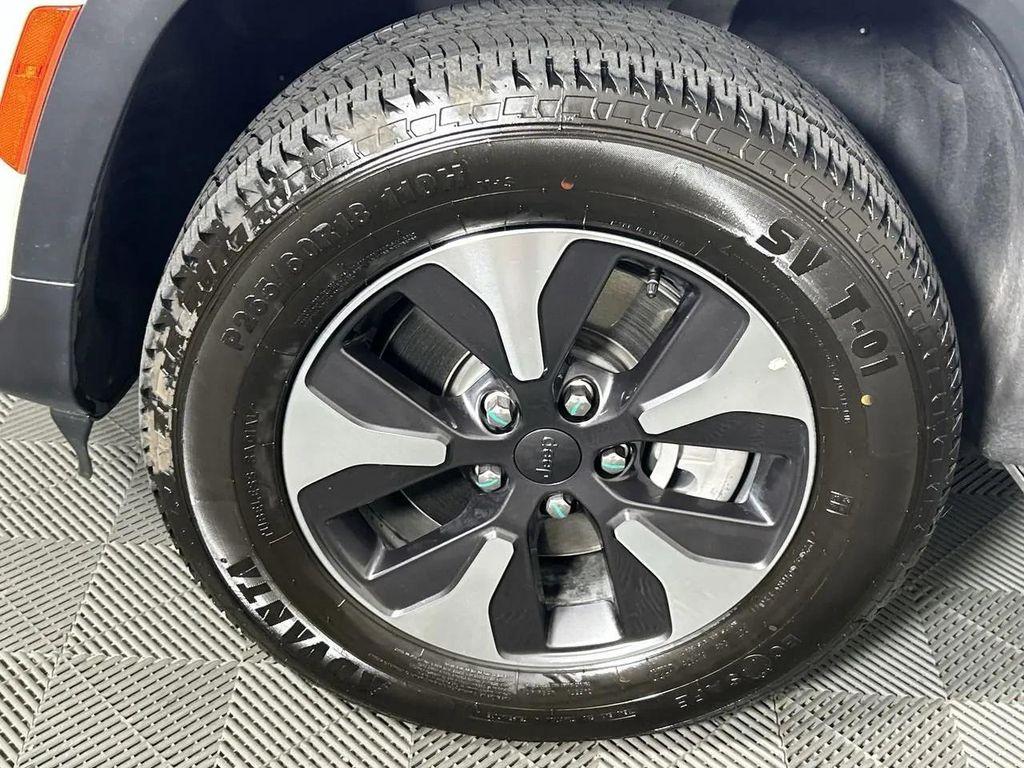 used 2024 Jeep Grand Cherokee 4xe car, priced at $27,888