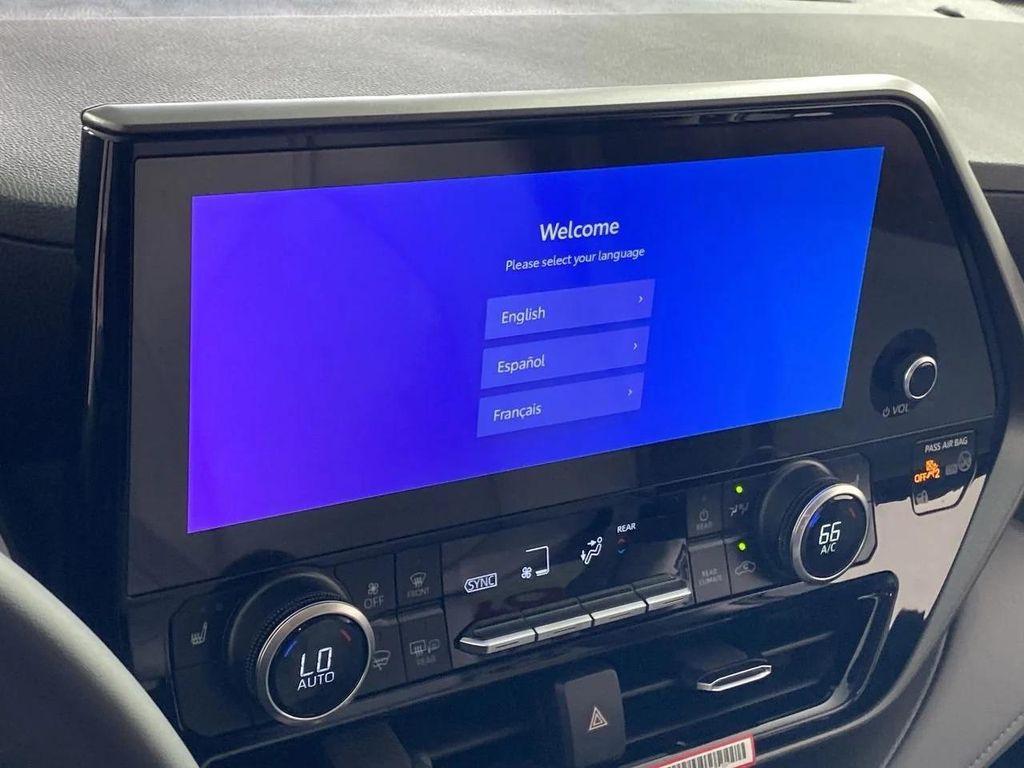 new 2025 Toyota Highlander car, priced at $48,867