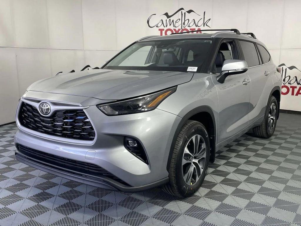 new 2025 Toyota Highlander car, priced at $48,867