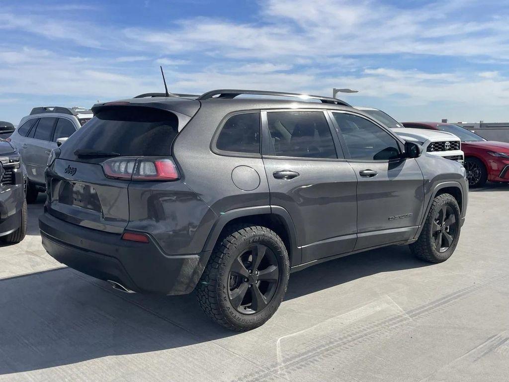 used 2020 Jeep Cherokee car, priced at $16,495