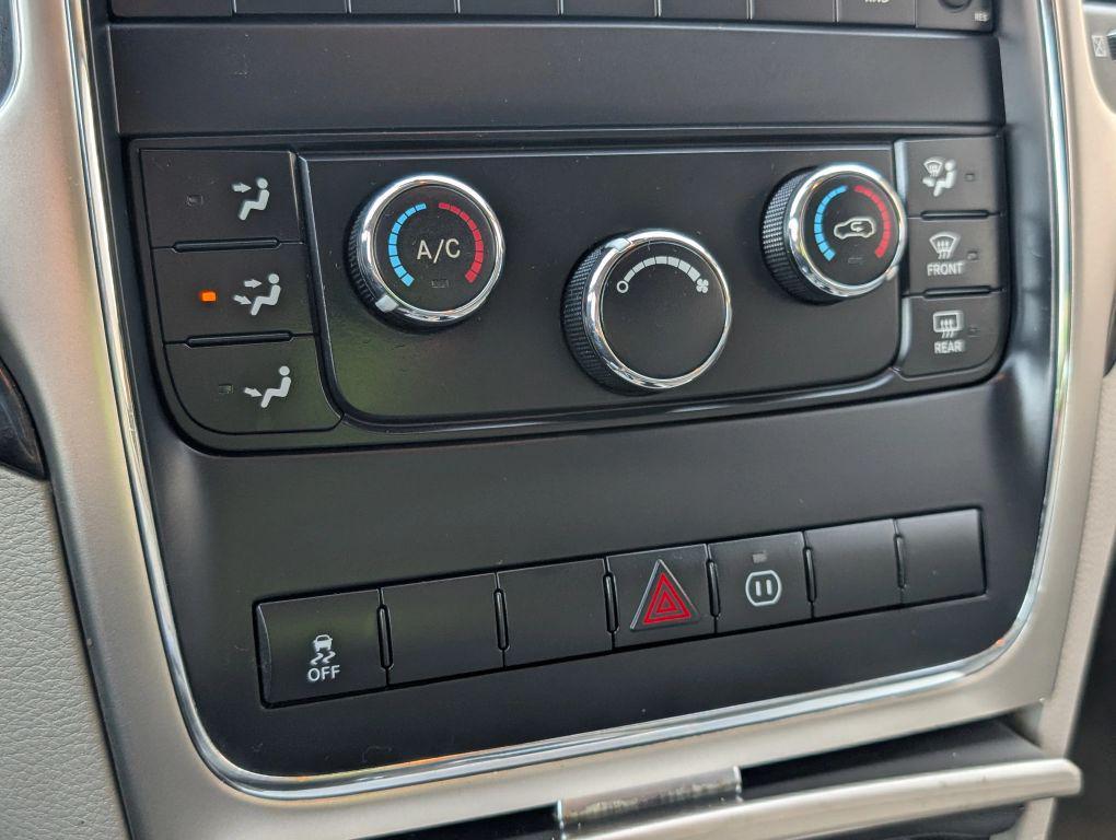 used 2012 Jeep Grand Cherokee car, priced at $6,995