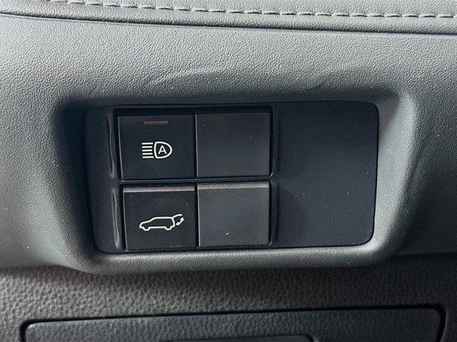 used 2021 Toyota Highlander car, priced at $30,997