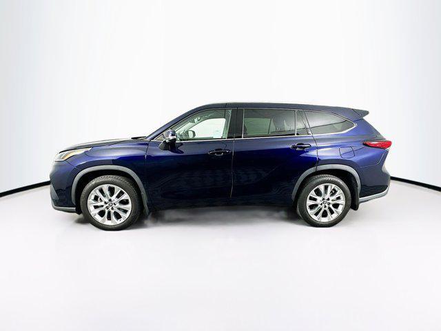 used 2022 Toyota Highlander car, priced at $32,589