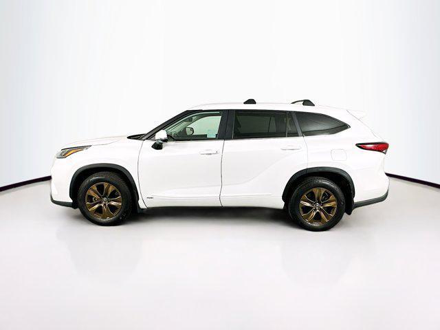 used 2023 Toyota Highlander Hybrid car, priced at $43,499