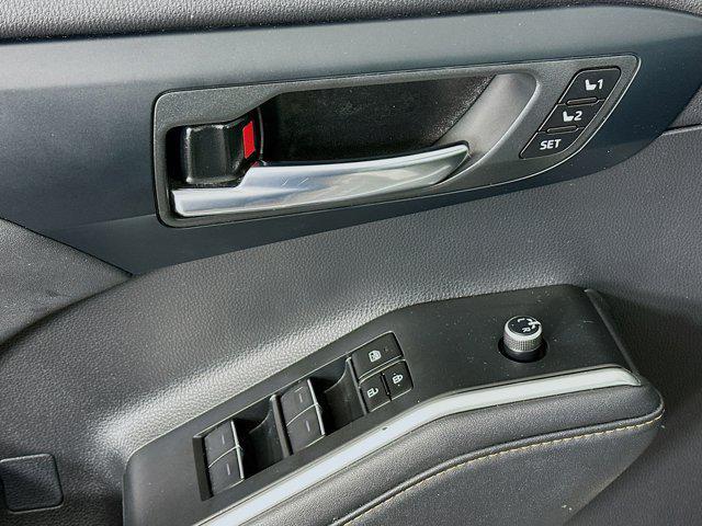 used 2023 Toyota Highlander Hybrid car, priced at $43,499