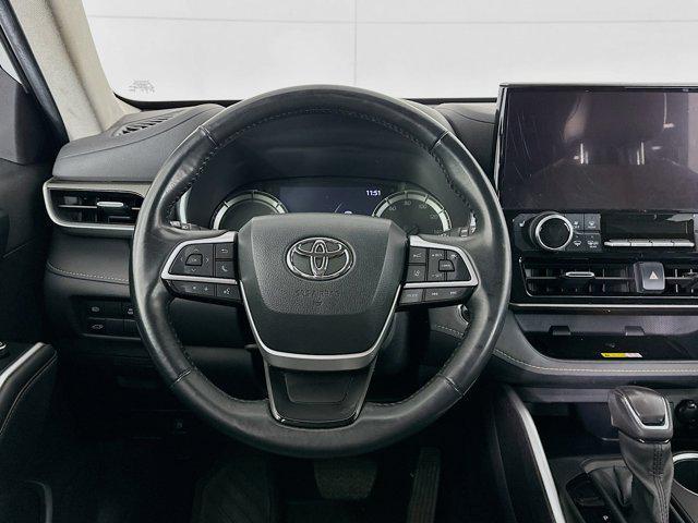 used 2023 Toyota Highlander Hybrid car, priced at $43,499