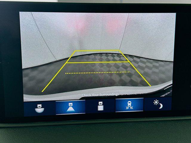 used 2022 Acura MDX car, priced at $34,996