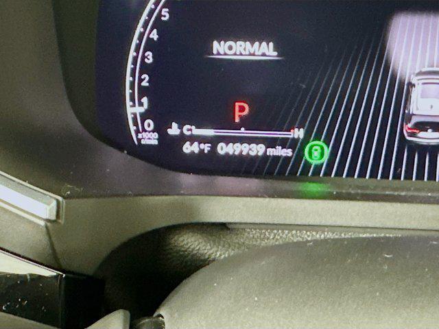 used 2022 Acura MDX car, priced at $34,996