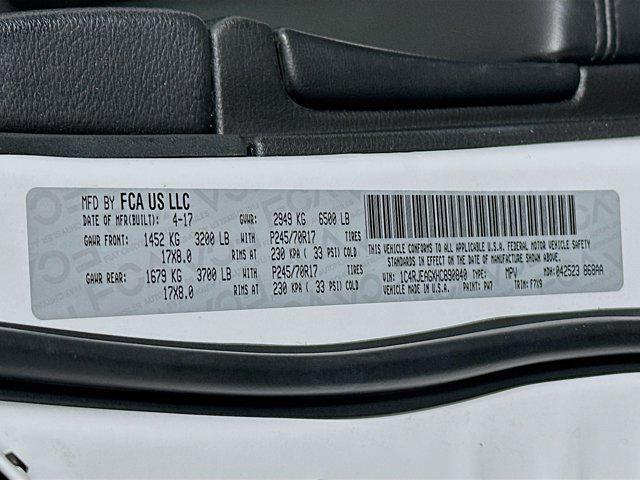 used 2017 Jeep Grand Cherokee car, priced at $14,999