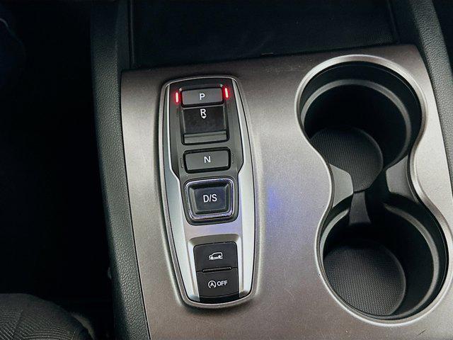 used 2022 Honda Pilot car, priced at $31,797