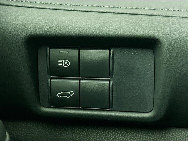 used 2021 Toyota Highlander car, priced at $34,297